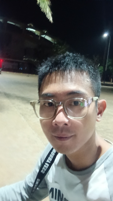 龙龙的第一张照片--徐闻闪婚服务中心